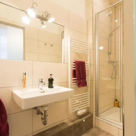 Apartment 1 Wellenklang *
