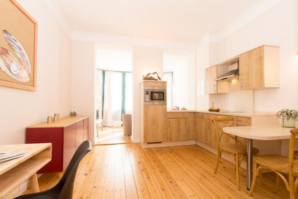 Apartment 1 Wellenklang *